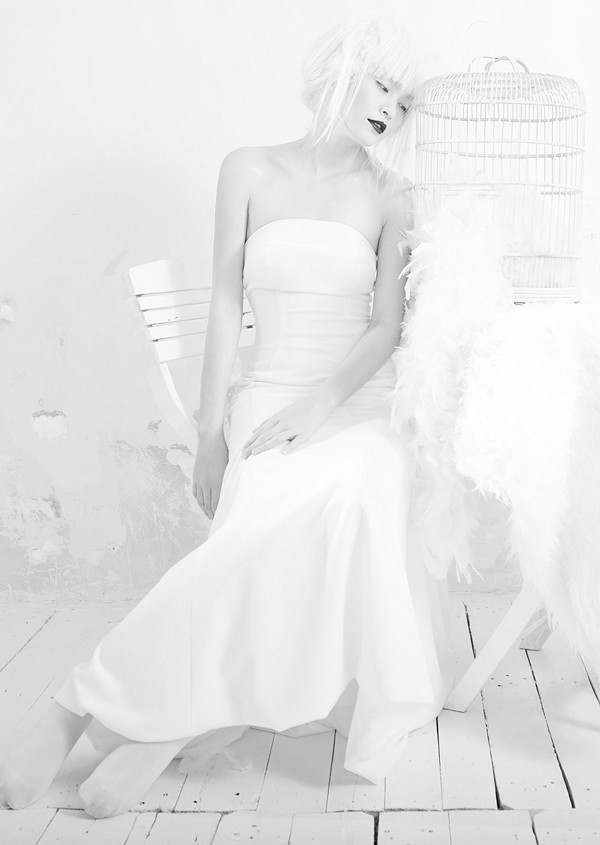 Quán quân Next Top Model hóa nữ thần tuyết trắng - ảnh 3
