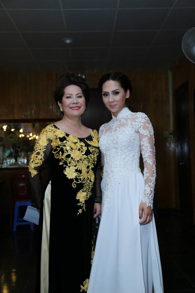 'Nữ hoàng sầu muộn' đọ sắc 'Nhạn trắng Gò Công' - ảnh 9