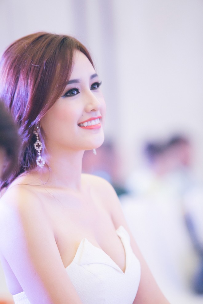 Mai Phương Thúy lưng trần quyến rũ sau thời gian 'ở ẩn' - ảnh 7