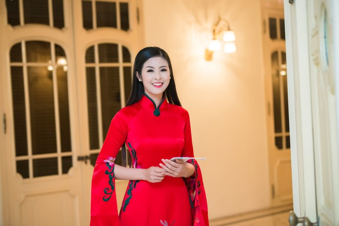 Hoa hậu Ngọc Hân hội ngộ Á hậu Huyền My tại Hà Nội - ảnh 5