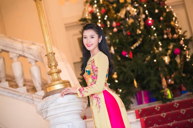 Hoa hậu Ngọc Hân hội ngộ Á hậu Huyền My tại Hà Nội - ảnh 11