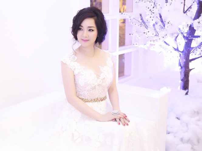 Hoa hậu Giáng My tự tin song ca cùng ca sĩ Ngọc Anh - ảnh 4