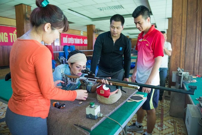 Phương Thanh thi chạy, bắn súng với vận động viên Seagames - ảnh 7