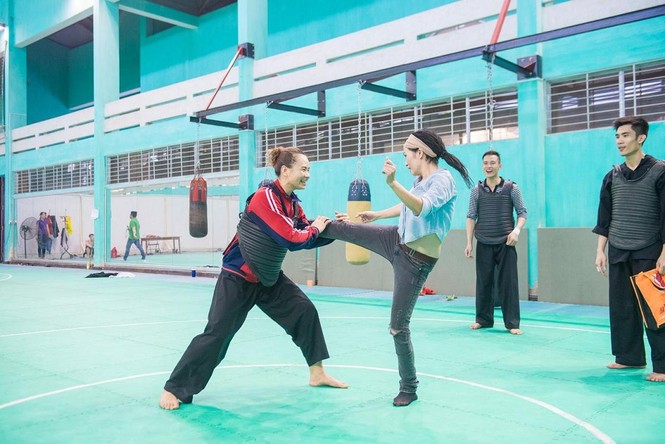 Phương Thanh thi chạy, bắn súng với vận động viên Seagames - ảnh 12