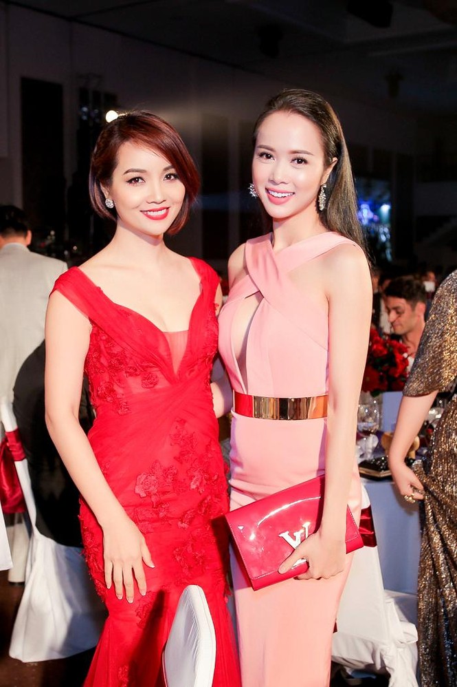 Vũ Ngọc Anh sexy bên chồng 'Cô dâu 8 tuổi' - ảnh 11