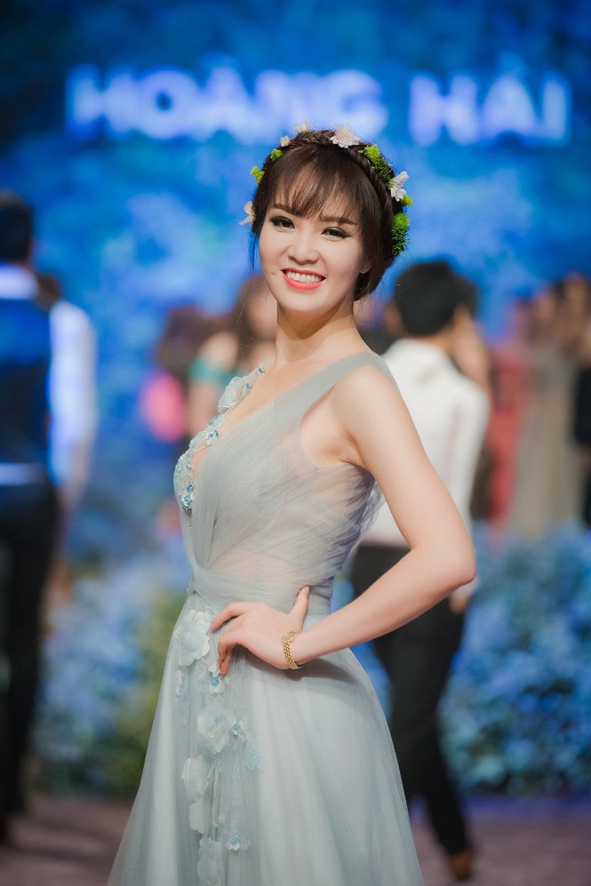 Dàn Hoa hậu, Á hậu lộng lẫy trên thảm đỏ thời trang - ảnh 6