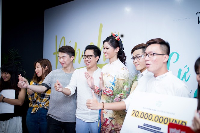 Á hậu Thùy Dung khoe tài ca hát xứng danh 'Người đẹp Tài năng' - ảnh 8