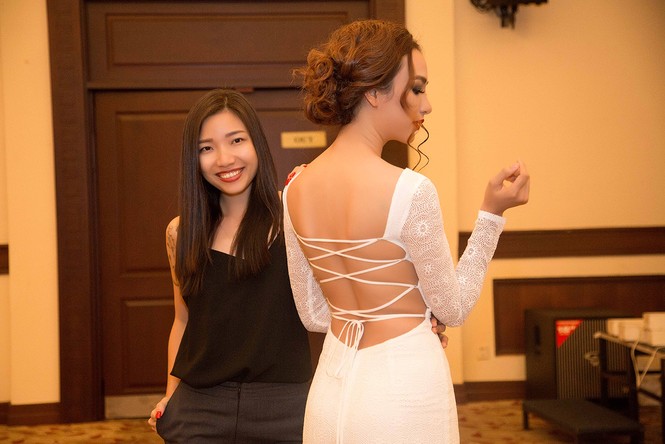 'Gái một con' Ngọc Diễm nóng bỏng với váy xuyên thấu - ảnh 2