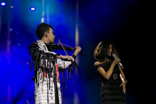 Linh Nga, Thu Phương phiêu cùng tiếng violin của Hoàng Rob - ảnh 8