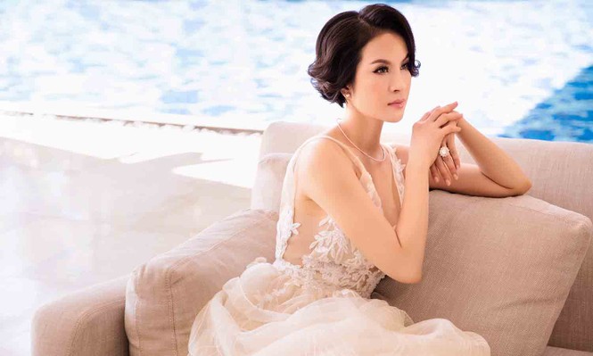 MC Thanh Mai khoe vẻ đẹp quên tuổi trên đất chùa Vàng - ảnh 3