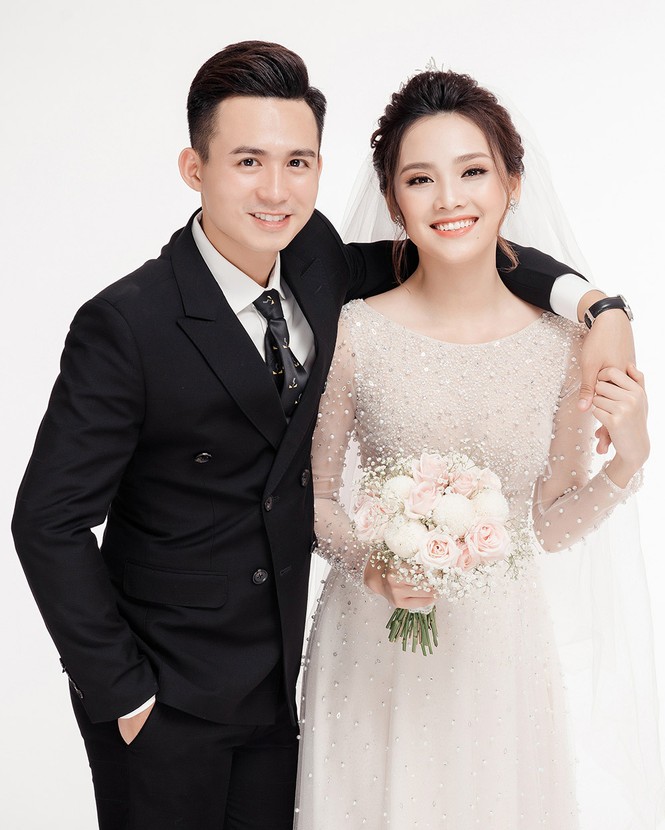 Ảnh cưới lung linh của Top 10 HHVN Tố Như và 'hot boy cảnh sát' - ảnh 4