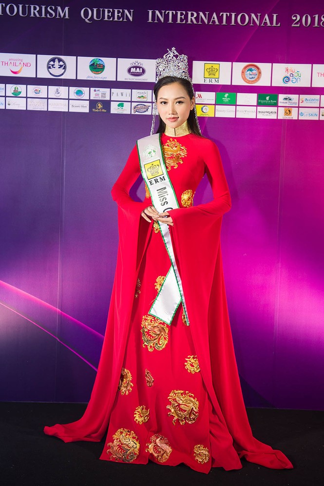 Diệu Linh được trao vương miện sau sự cố hi hữu tại Miss Tourism Queen - ảnh 3