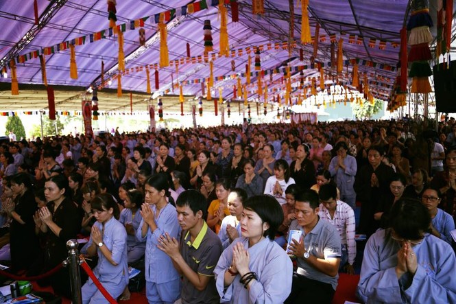 Cầu siêu cho 'bé đỏ'- nét đẹp mùa Vu Lan - ảnh 5