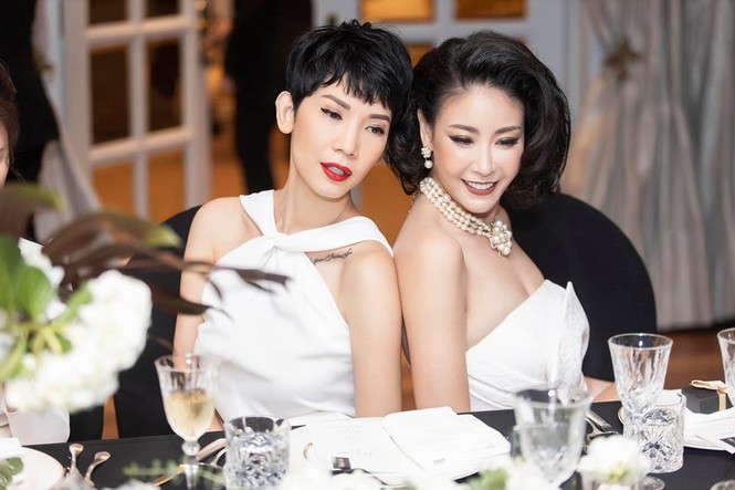 Mâu Thuỷ-Võ Hoàng Yến 'lên đồ' gợi cảm, 'đấu khẩu' trên ghế nóng Next Top - ảnh 7