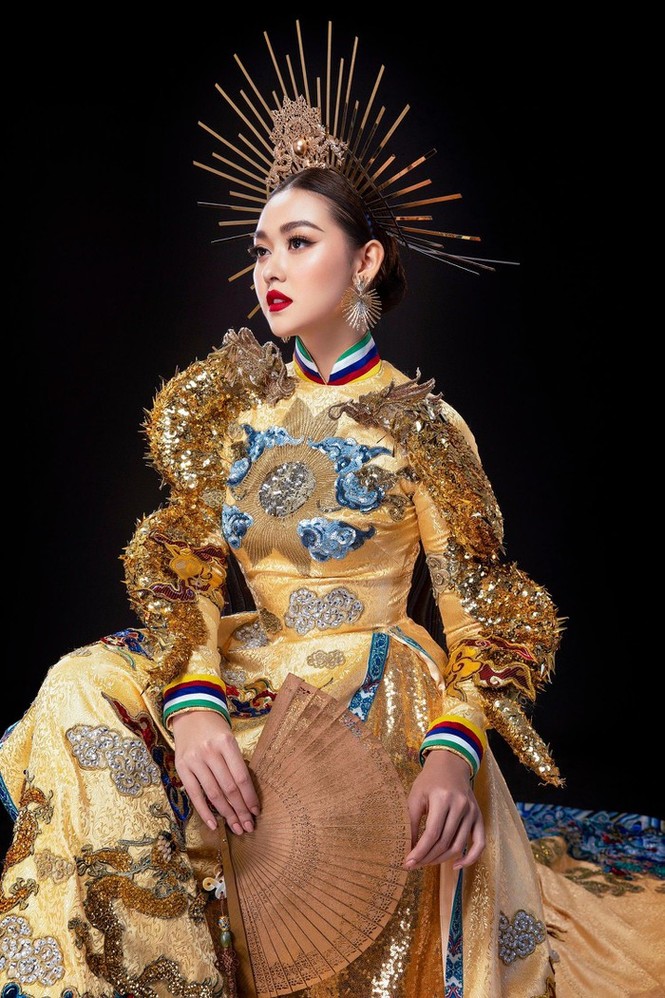 Cận cảnh bộ quốc phục đẹp nhất Hoa hậu Quốc tế 2019 của Tường San - ảnh 4