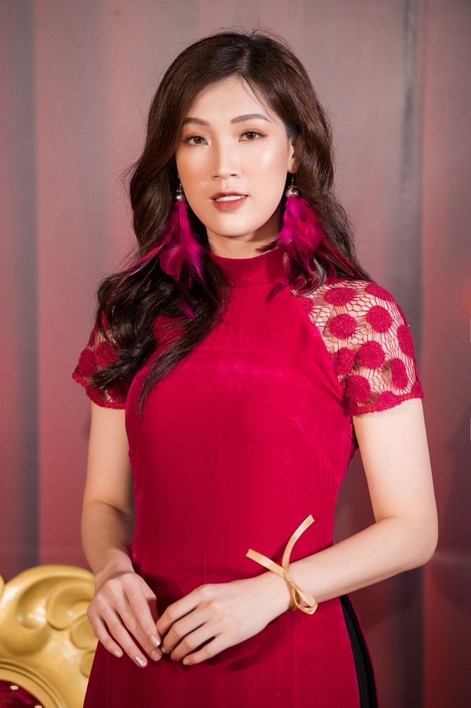 Mai Phương Thuý hờ hững áo vest khoe vòng một gợi cảm khiến fans 'bỏng mắt' - ảnh 18