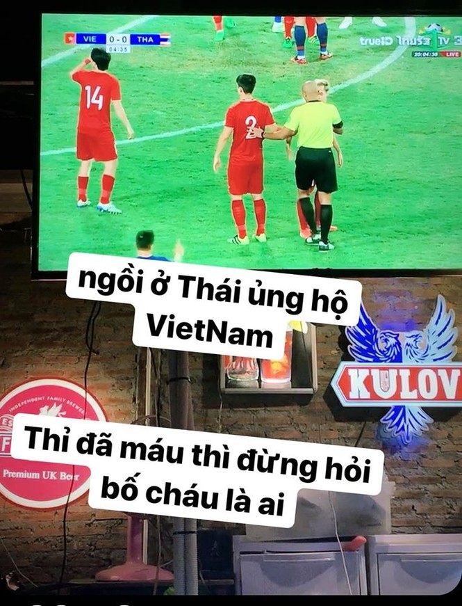 Á hậu Mâu Thuỷ: Ngồi ở Thái Lan ủng hộ Việt Nam 'quyết chiến' - ảnh 1