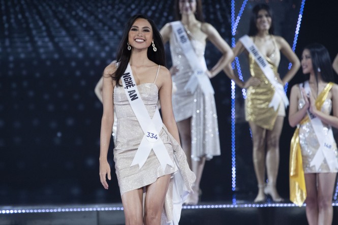Nguyễn Trần Khánh Vân đăng quang Hoa hậu Hoàn vũ Việt Nam 2019 - ảnh 3
