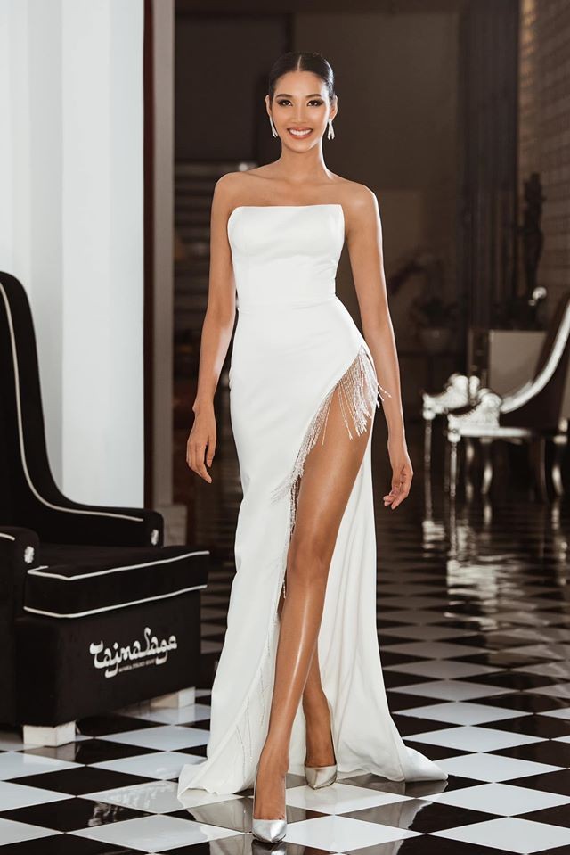 Hoàng Thuỳ tái xuất sau Miss Universe, khoe chân thon 'cực phẩm' - ảnh 1