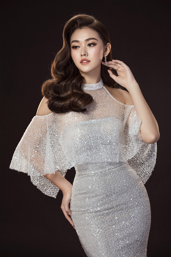 Hơn 1 tháng sau Miss International 2019, Tường San ẵm thêm giải thưởng mới - ảnh 4