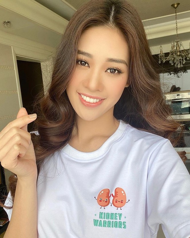 Tường San khoe vai trần yêu kiều, Hoàng Thuỳ bất ngờ cắt tóc ngắn trẻ trung - ảnh 13