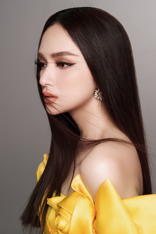 Hương Giang trở lại showbiz, làm host chương trình cho người chuyển giới - ảnh 3