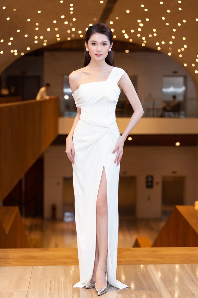 Người đẹp Thể thao Phù Bảo Nghi diện váy xẻ táo bạo, đọ sắc đàn chị Ngọc Hân-Thuỳ Dung - ảnh 5