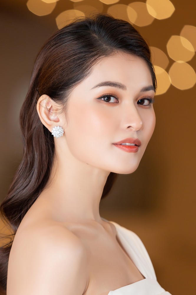 Người đẹp Thể thao Phù Bảo Nghi diện váy xẻ táo bạo, đọ sắc đàn chị Ngọc Hân-Thuỳ Dung - ảnh 7