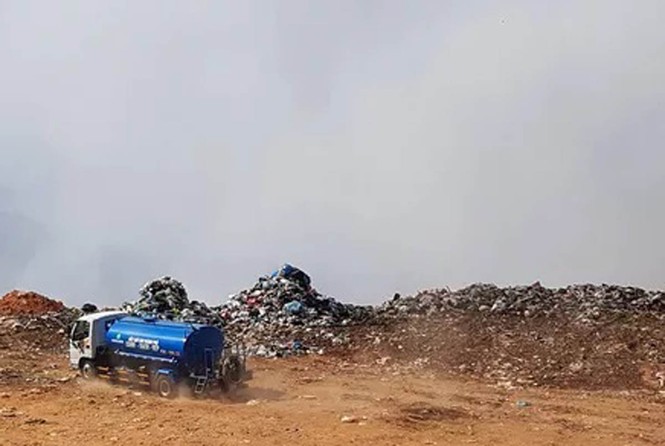 Mới nhất vụ Núi rác Cam Ly bốc cháy suốt 3 ngày, khói bụi mịt mù bao trùm Đà Lạt - ảnh 2