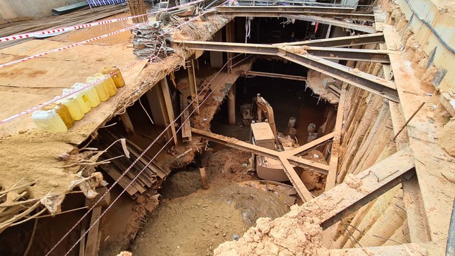 Xây khách sạn gây sự cố nghiêm trọng, nhiều hộ dân di dời khẩn cấp - ảnh 1