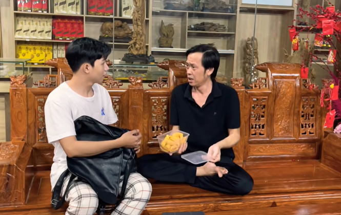 Hoài Linh than trời với con trai nuôi: 'Đúng là nghiệp quật tôi mà!' - ảnh 3