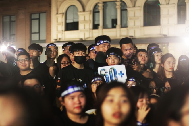 Những hình ảnh ấn tượng tại Giờ Trái Đất 2019 - ảnh 4