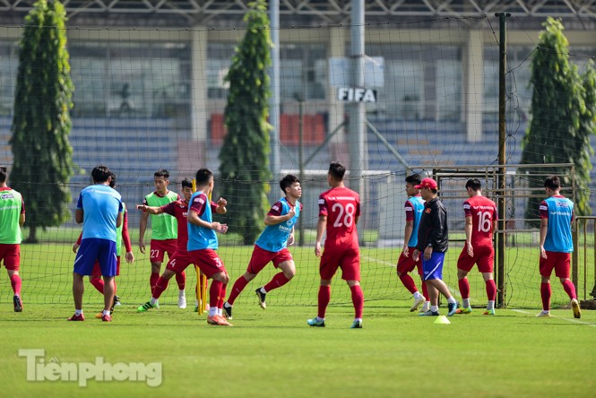 Tuyển Việt Nam bất ngờ đổi lịch 'luyện công' - ảnh 6