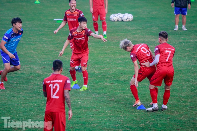 Park Hang Seo 'tung' giáo án lạ trước trận gặp UAE - ảnh 9