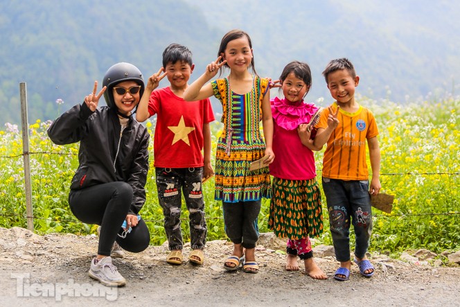 Ngắm nét ngây thơ của những đứa trẻ vùng cao nguyên đá Hà Giang - ảnh 4