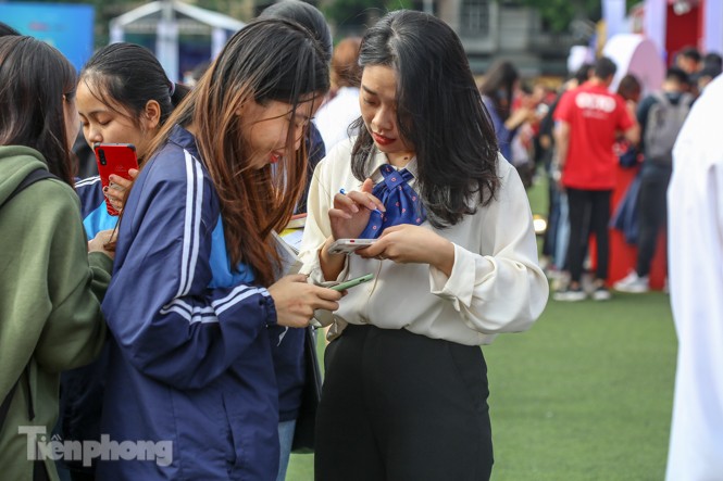 Giới trẻ nườm nượp đến trải nghiệm Ngày thẻ Việt Nam 2020 - ảnh 13