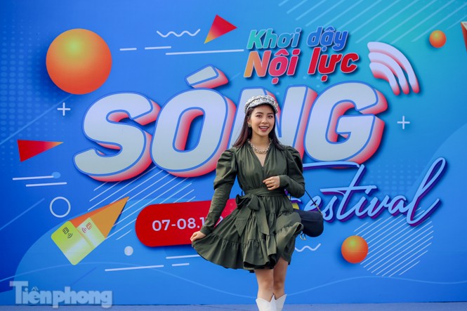 Á hậu Bùi Phương Nga cùng dàn người đẹp trải nghiệm Sóng Festival - ảnh 12