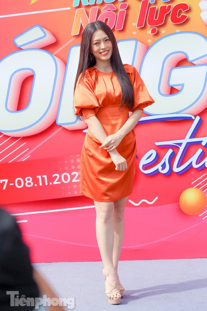 Á hậu Bùi Phương Nga cùng dàn người đẹp trải nghiệm Sóng Festival - ảnh 1
