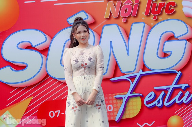 Á hậu Bùi Phương Nga cùng dàn người đẹp trải nghiệm Sóng Festival - ảnh 6