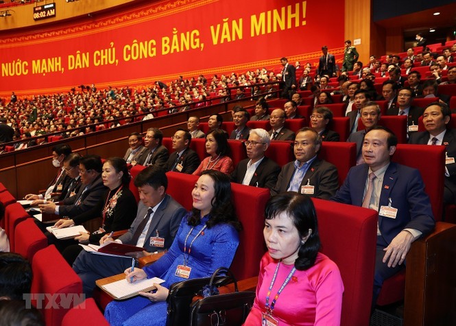 Cận cảnh phiên thảo luận các văn kiện Đại hội XIII của Đảng - ảnh 10
