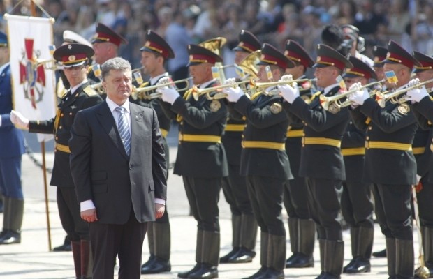 Tân Tổng thống Ukraine nói gì với Nga về Crimea? - ảnh 13