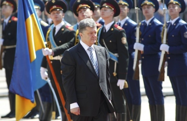 Tân Tổng thống Ukraine nói gì với Nga về Crimea? - ảnh 14