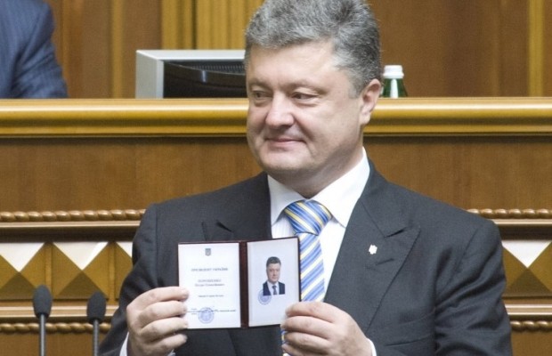 Tân Tổng thống Ukraine nói gì với Nga về Crimea? - ảnh 6