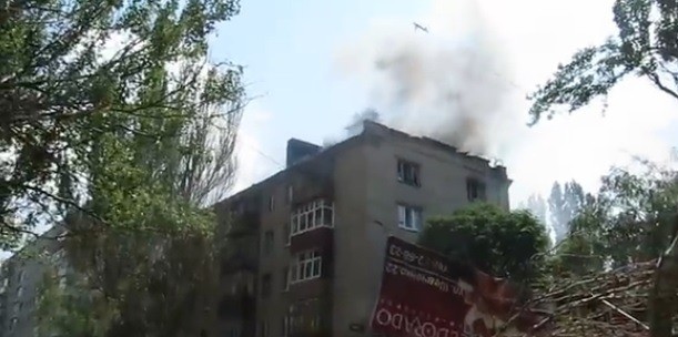 Sloviansk tan hoang sau cuộc pháo kích của quân đội Ukraine - ảnh 3