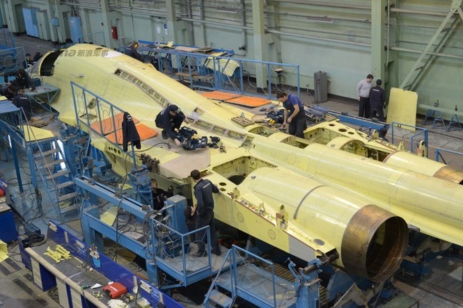Đột nhập nhà máy sản xuất ‘xe tăng bay’ Su-34 - ảnh 5