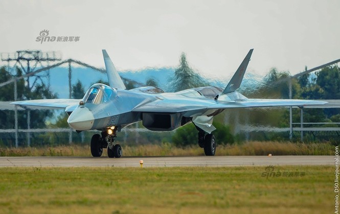 Tiêm kích J-20 Trung Quốc so đọ với siêu chiến đấu cơ T-50 Nga - ảnh 5