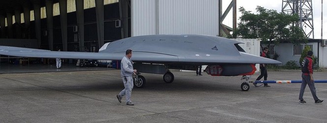 Khám phá sức mạnh UAV tấn công Neuron của châu Âu - ảnh 1