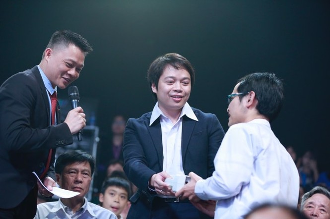 Thủ tướng trao giải thưởng Gương mặt trẻ Việt Nam tiêu biểu năm 2017 - ảnh 14