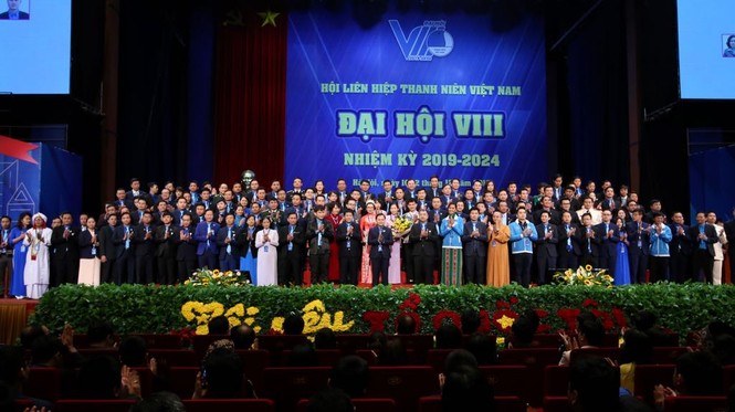 Thủ tướng Nguyễn Xuân Phúc: Mong thanh niên khởi nghiệp mạnh mẽ hơn - ảnh 2