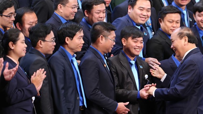 Thủ tướng Nguyễn Xuân Phúc: Mong thanh niên khởi nghiệp mạnh mẽ hơn - ảnh 4